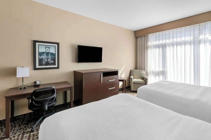 Room 11 of 39