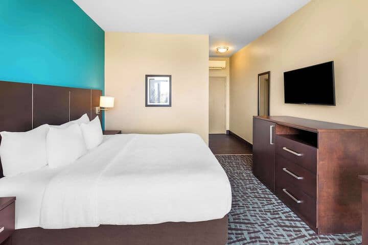Room 14 of 39